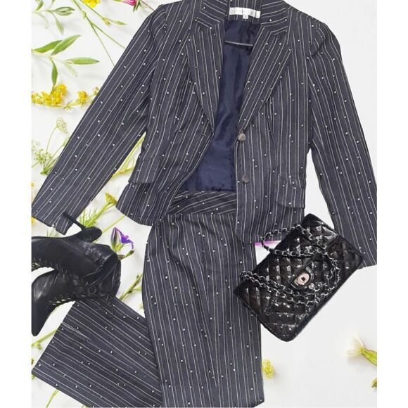 Versai Dark Blue Pant suit - Picture 3 of 10